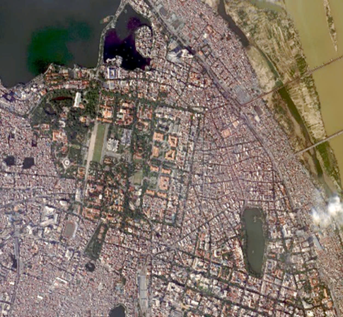 An aerial view of a city

Description automatically generated